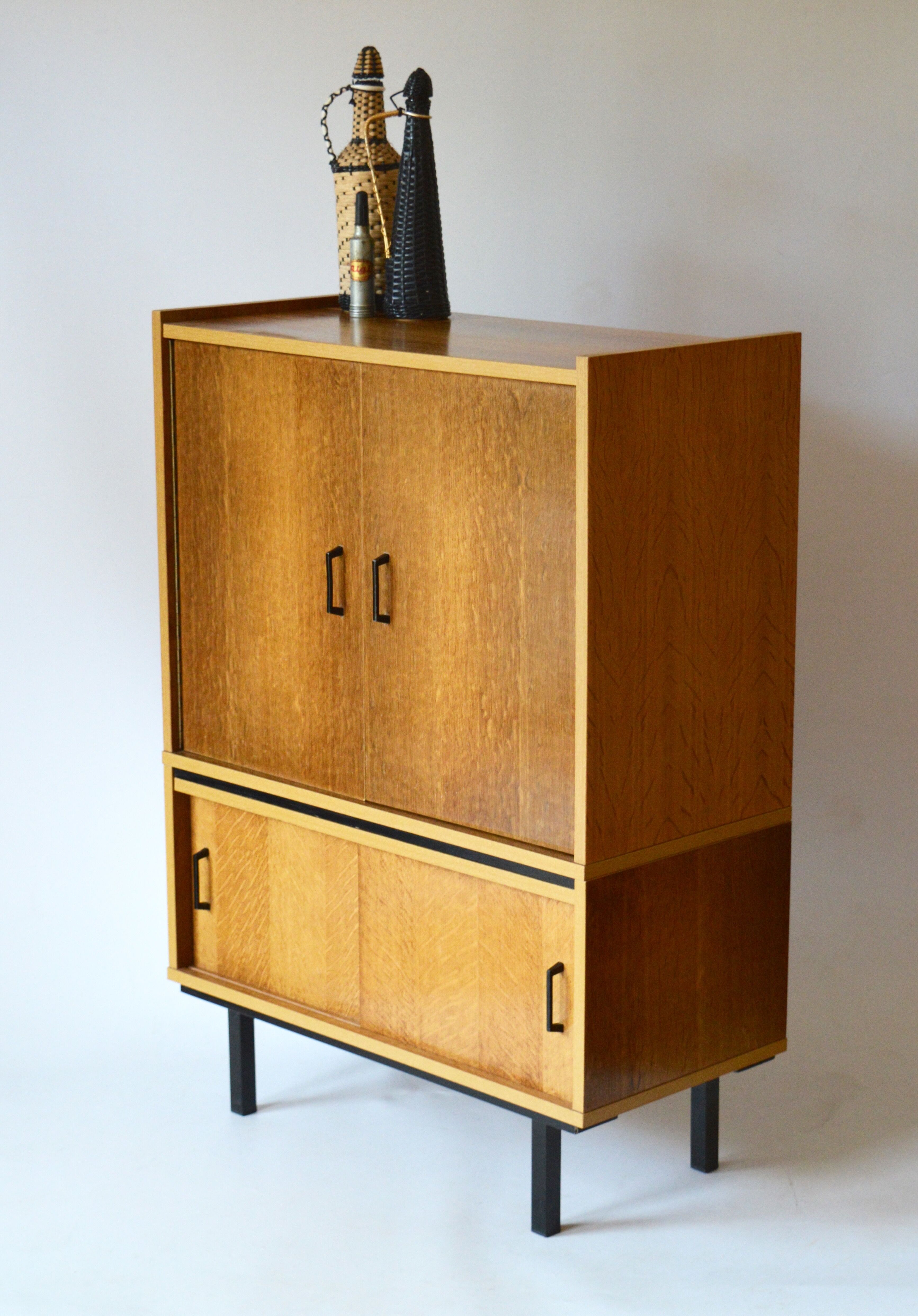 Buffet modular furniture