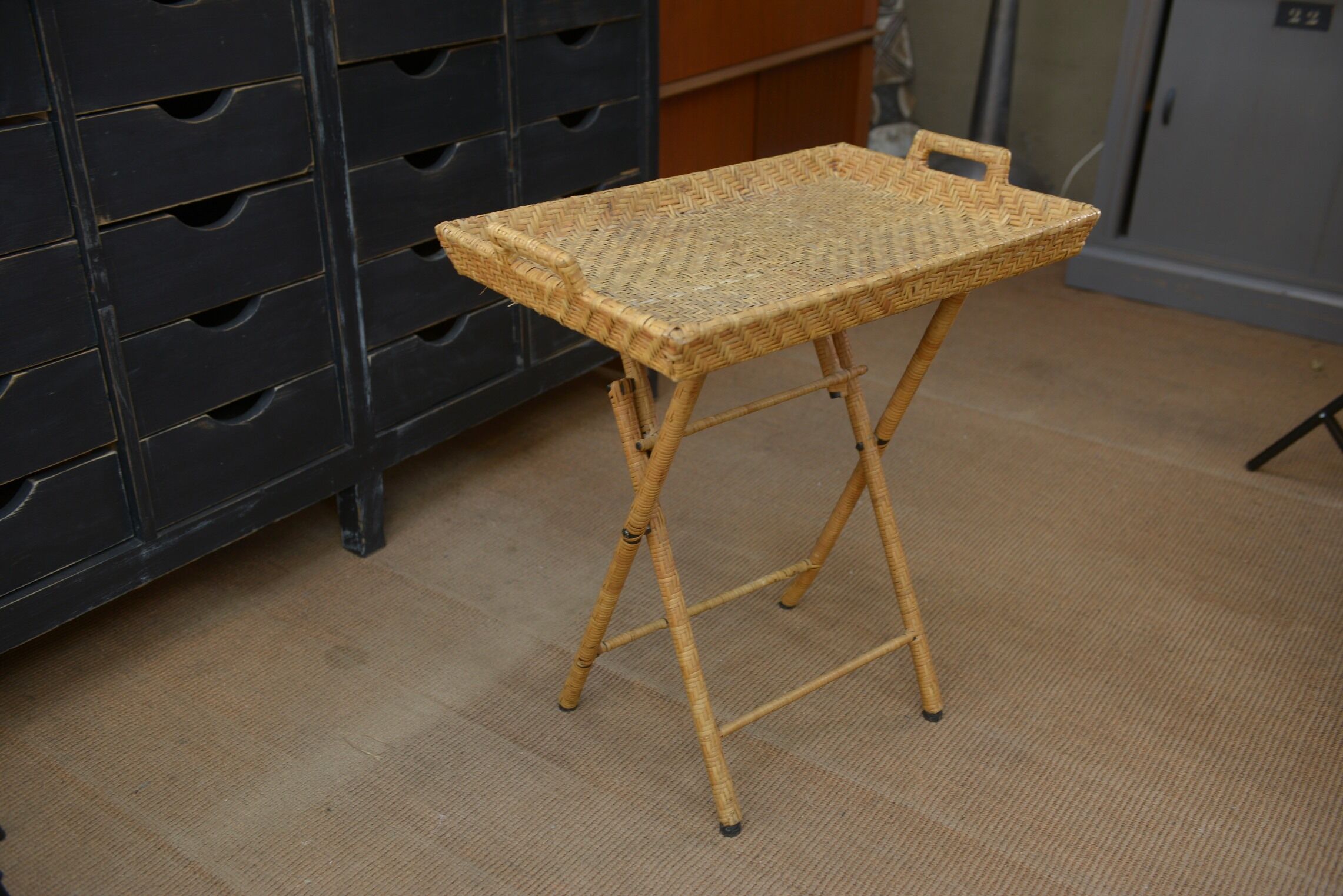 Desserte pliante en Rotin Vintage 1960