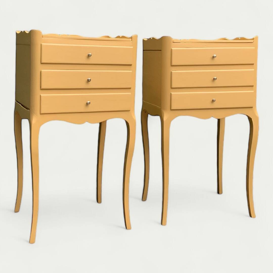 Pair of vintage Louis XV style bedside tables