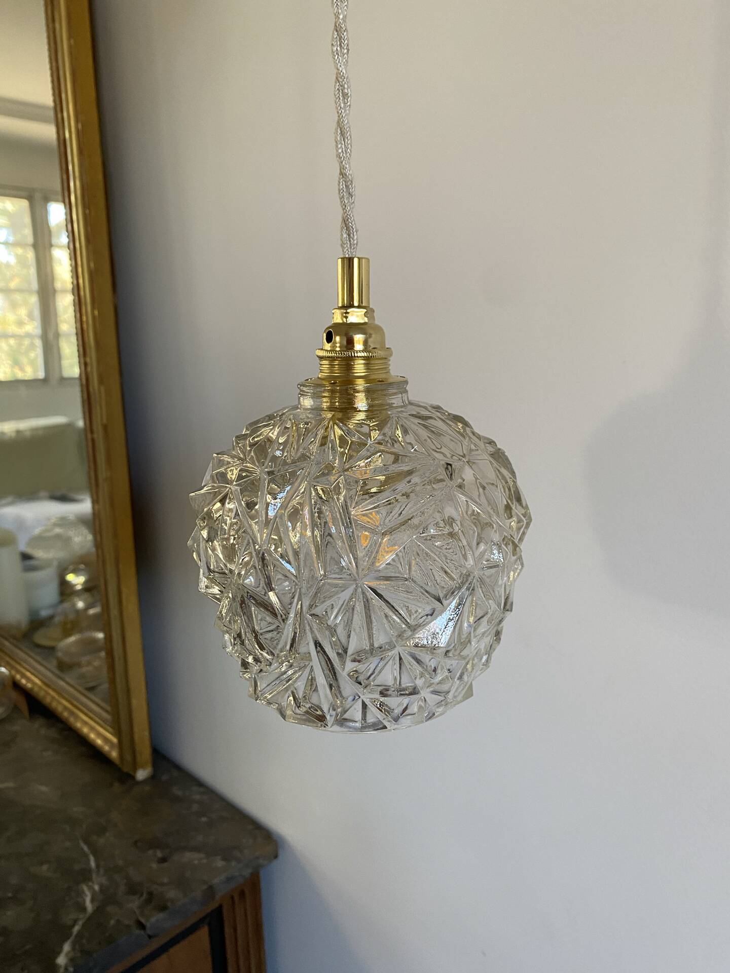 Baladeuse globe vintage en verre 
