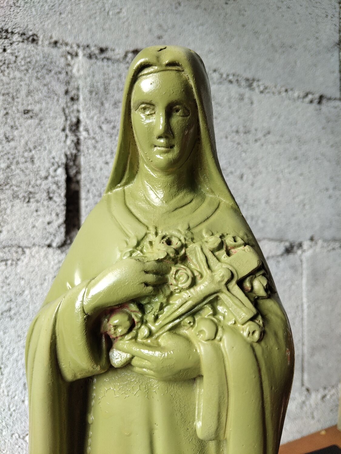 Ancient statue of Saint Thérèse of Lisieux – patinated olive green plaster