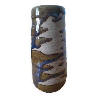 Ceramic vase