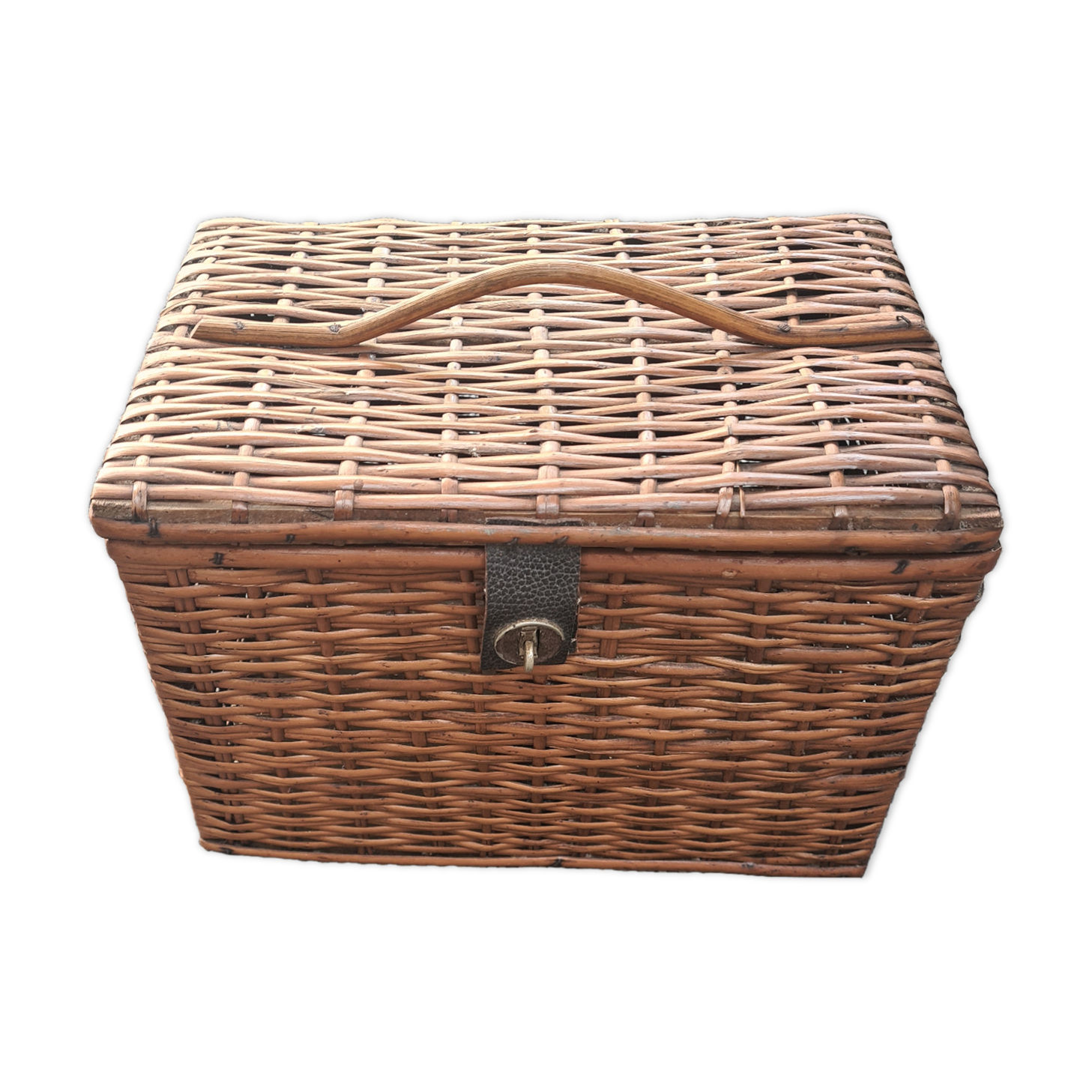 Rectangular wicker basket