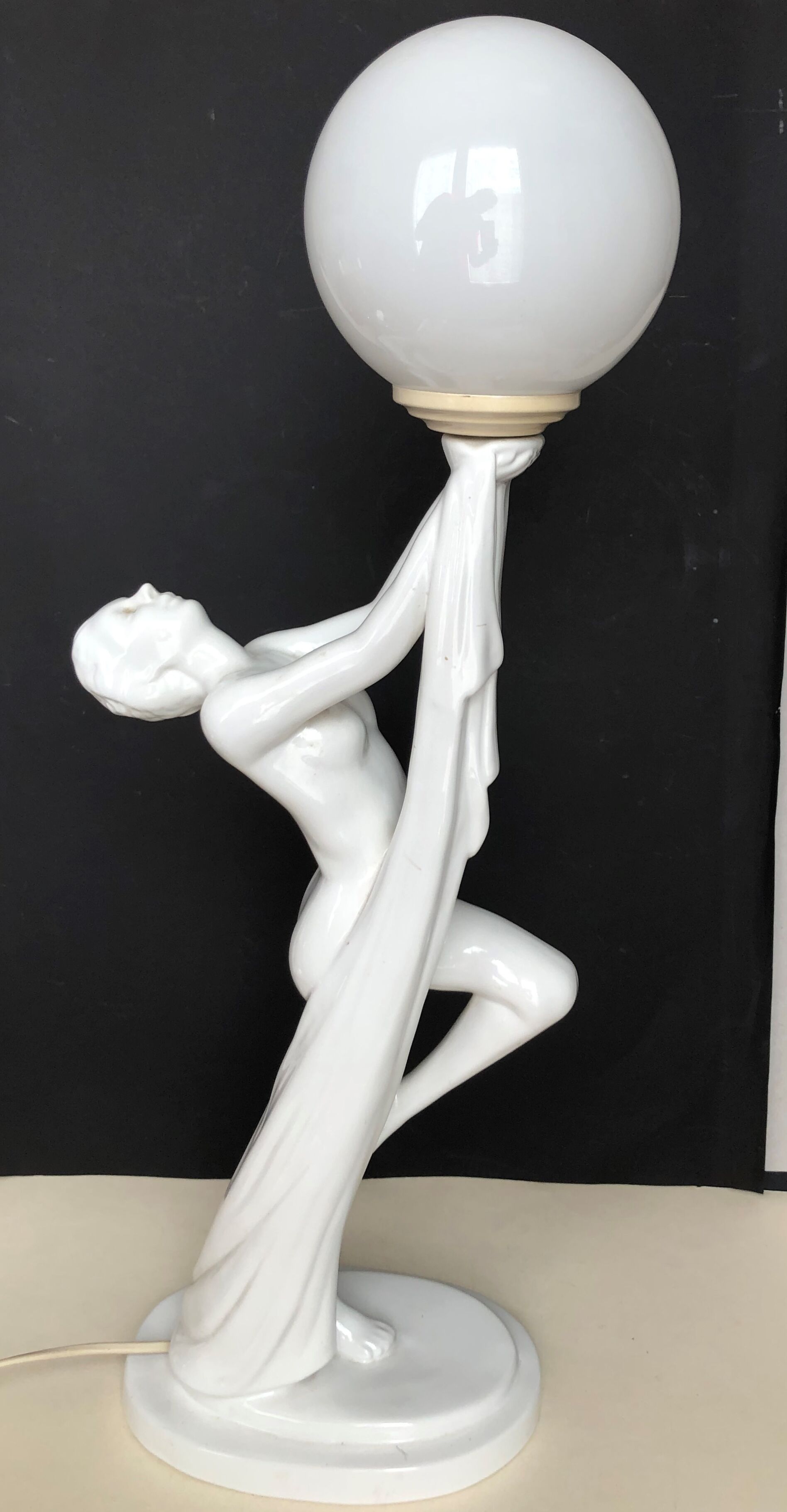 Art deco earthenware lamp