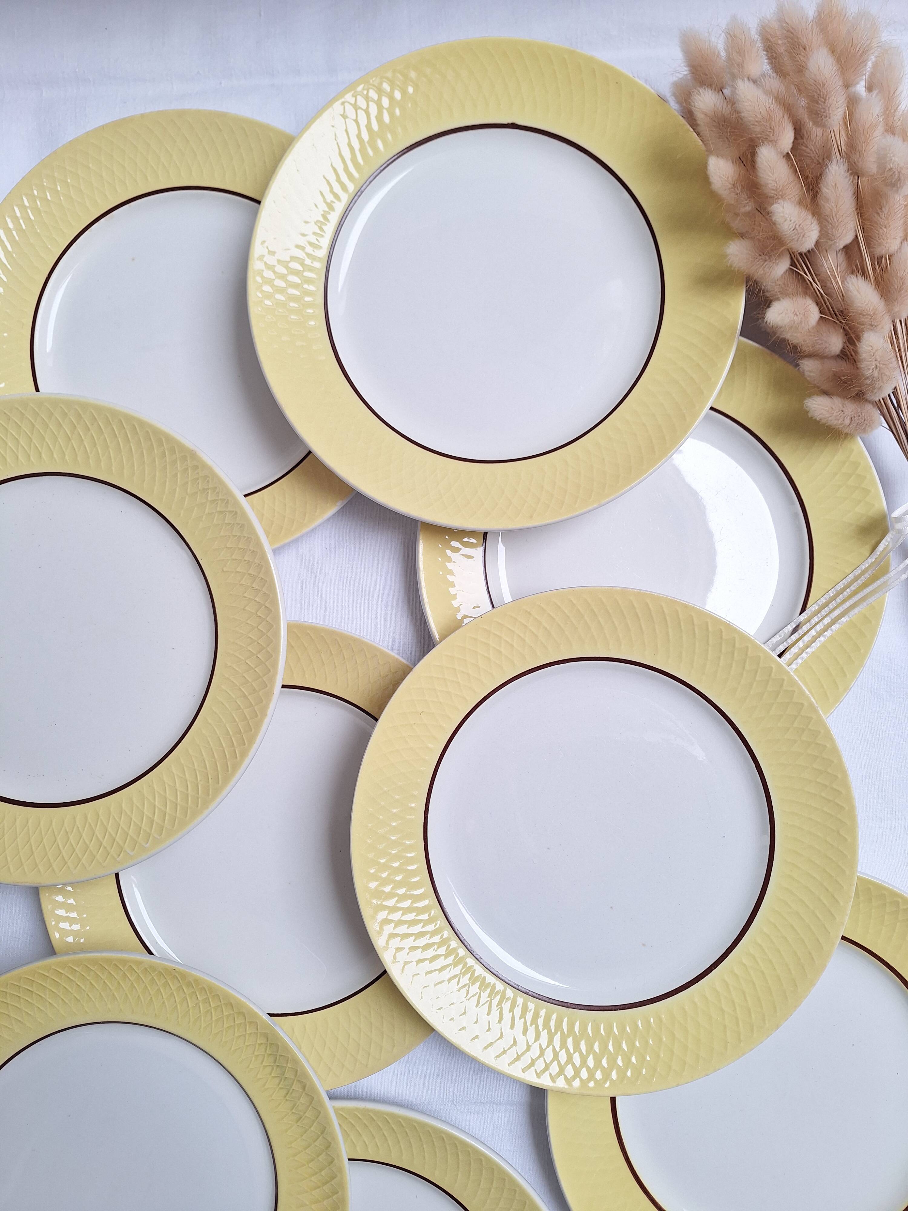 Yellow dinner plates from Moulin des Loups