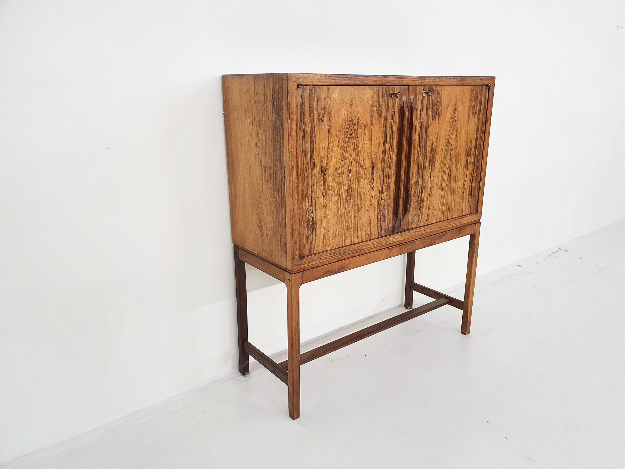 Rosewood bar cabinet by Torbjørn Afdal for Mellemstrands Møbelfabrik, Norway, 1960s