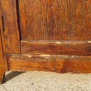 Ancien buffet parisien en pin