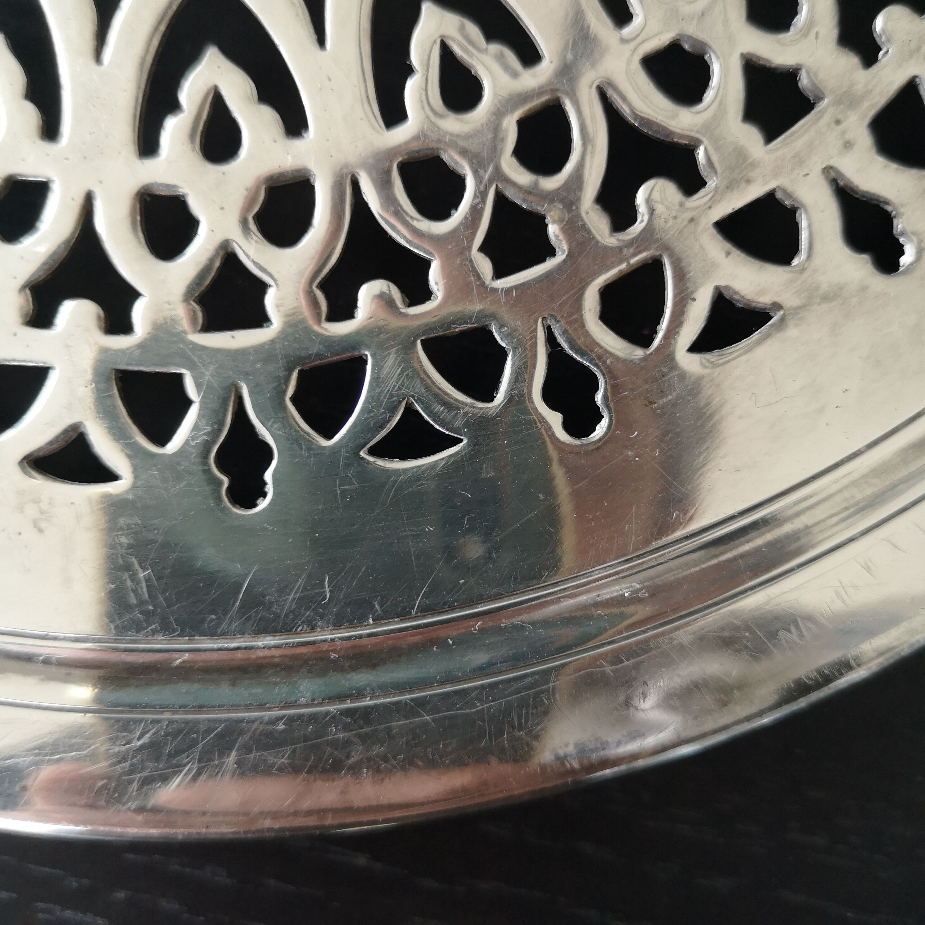 Silver metal flat top