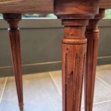 Carrara marble kidney table