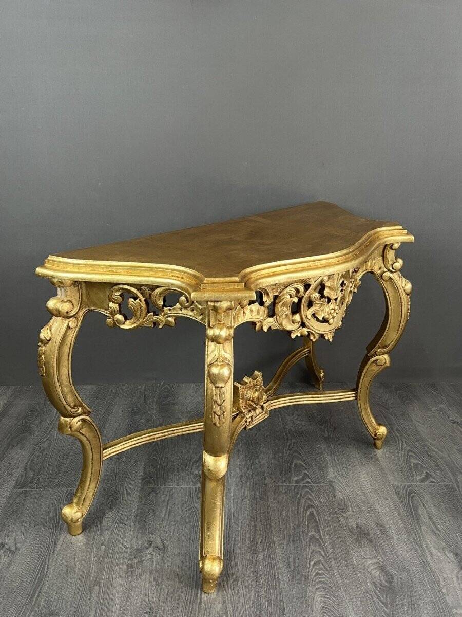 Console dorée sculptée, XXème siècle