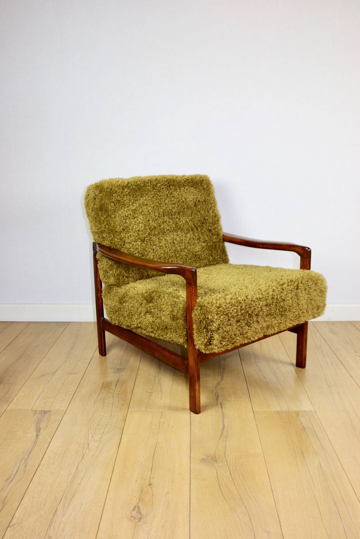 Wooden vintage brown armchair Khaki / Olive long hair Fox by Z. Bączyk - 2 pieces available