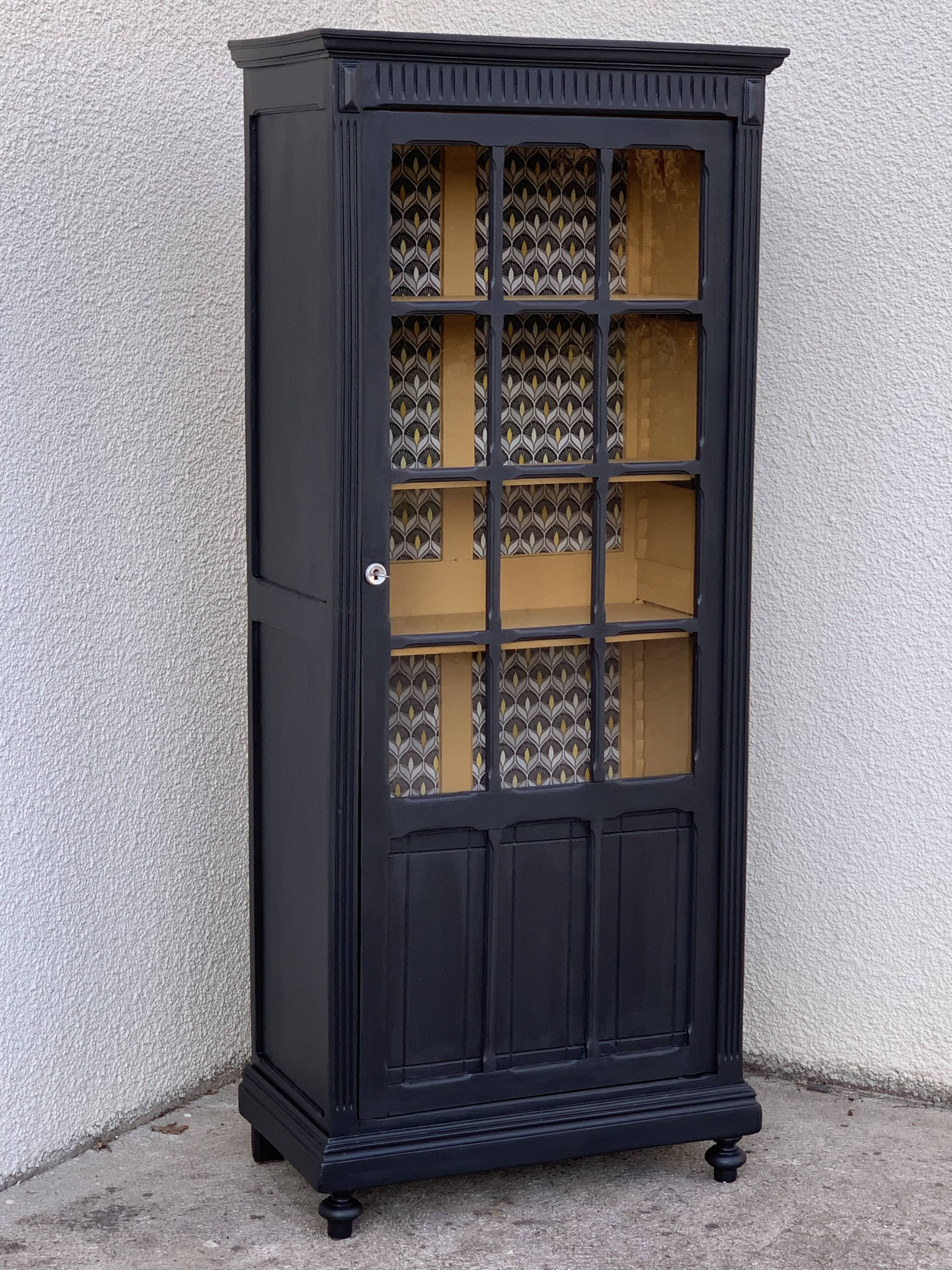 Parisian wardrobe black glass