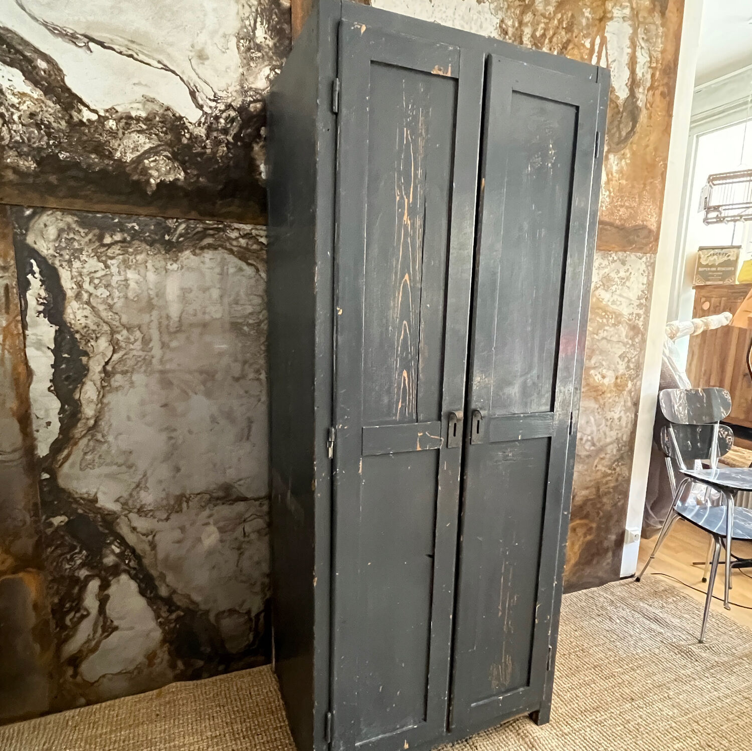 Armoire parisienne d'atelier