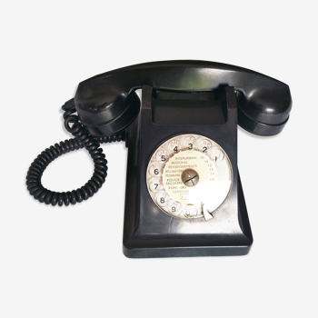 Téléphone retro  années 40 bakélite noir