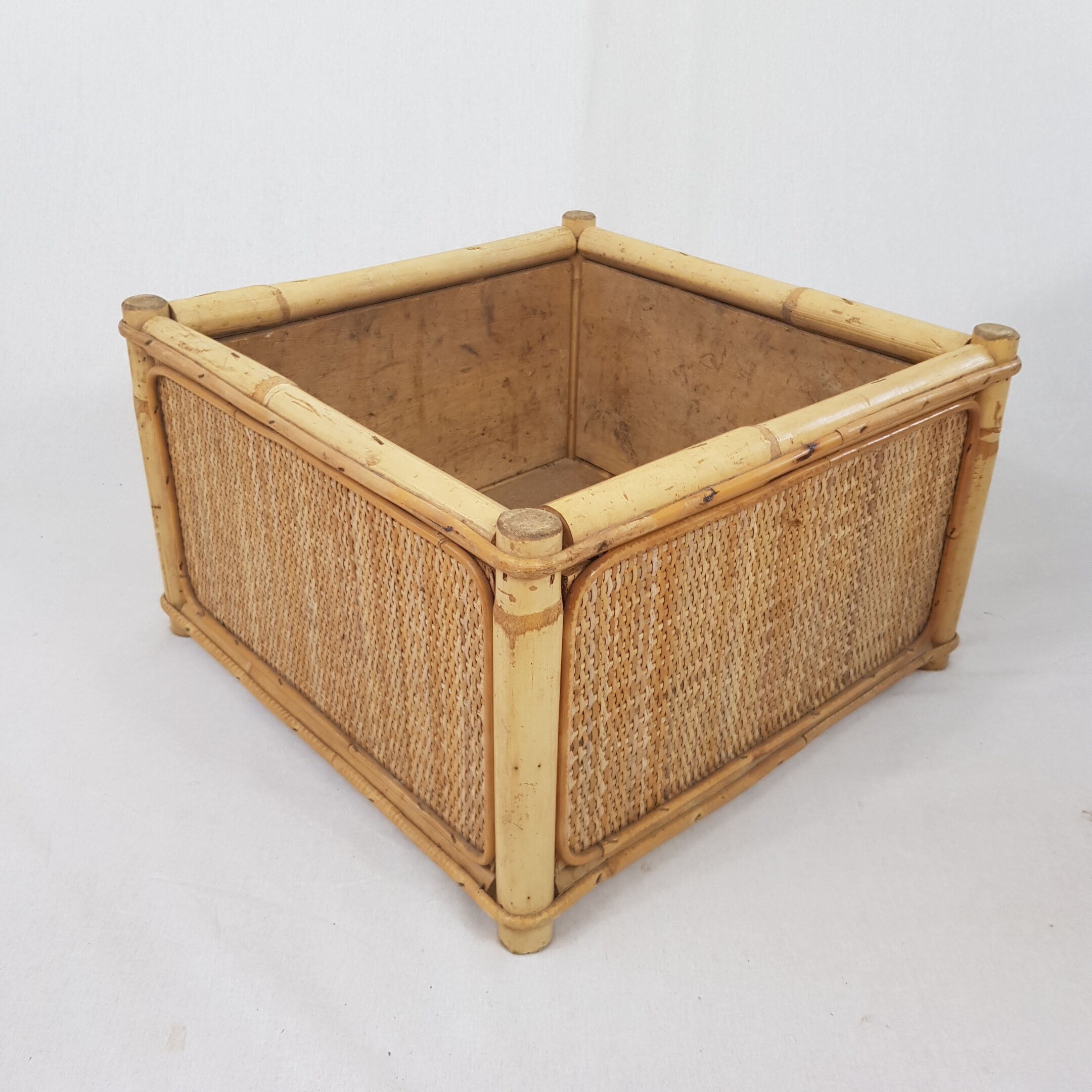 Square-shaped indoor gardener in vintage rattan bamboo