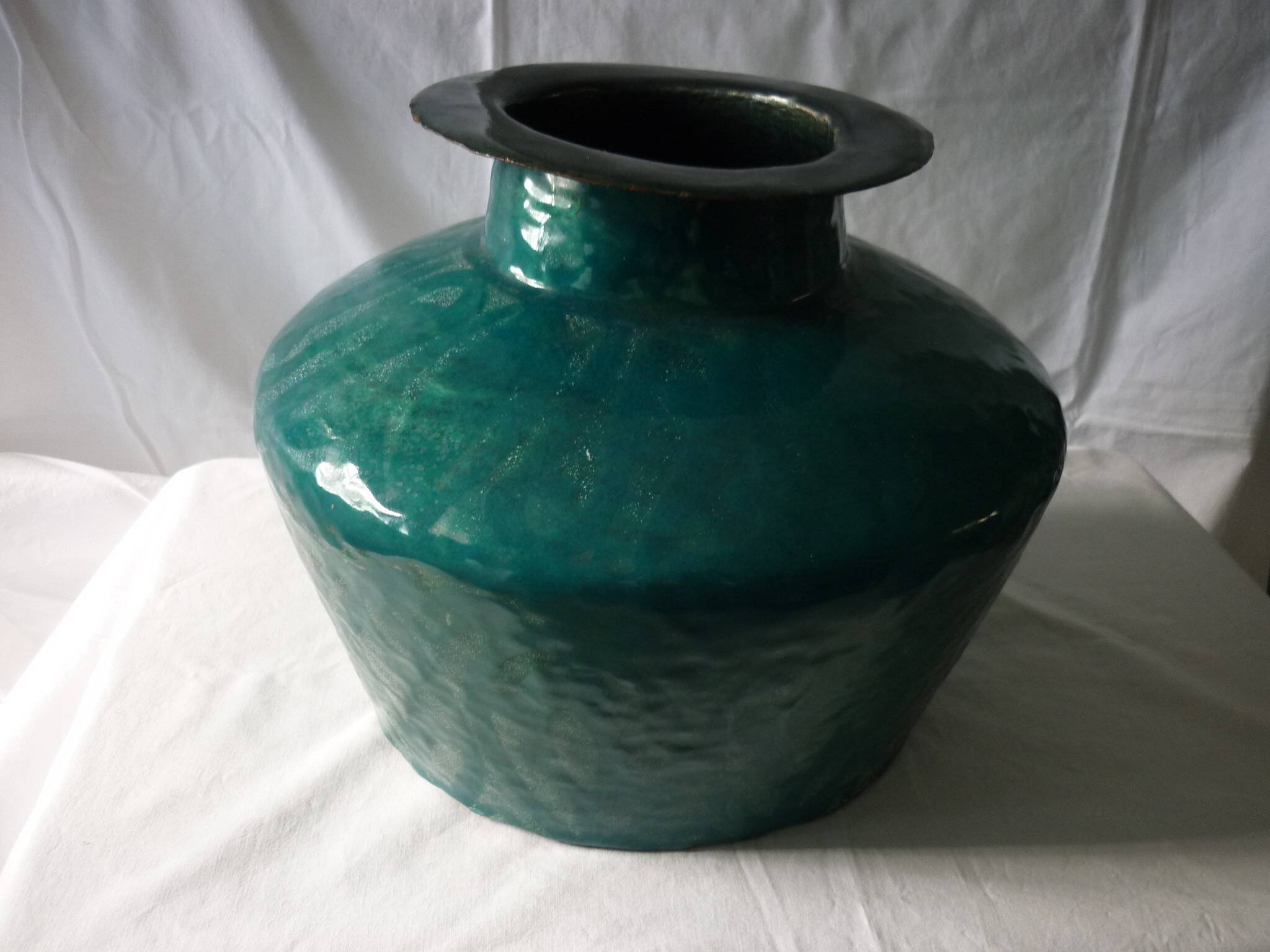 29 cm enamelled copper vase