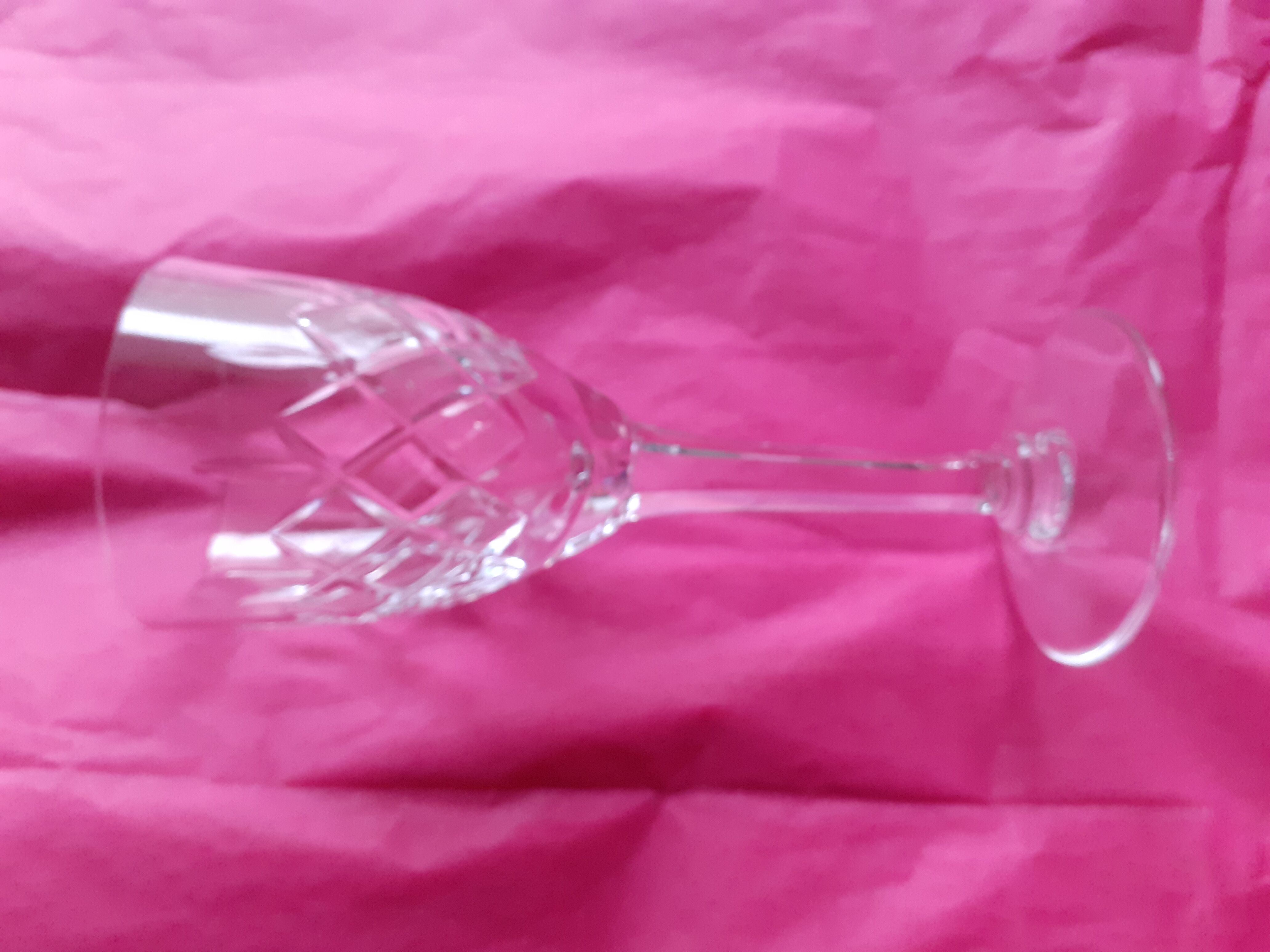 10 crystal wine glasses of Lorraine cut crystal