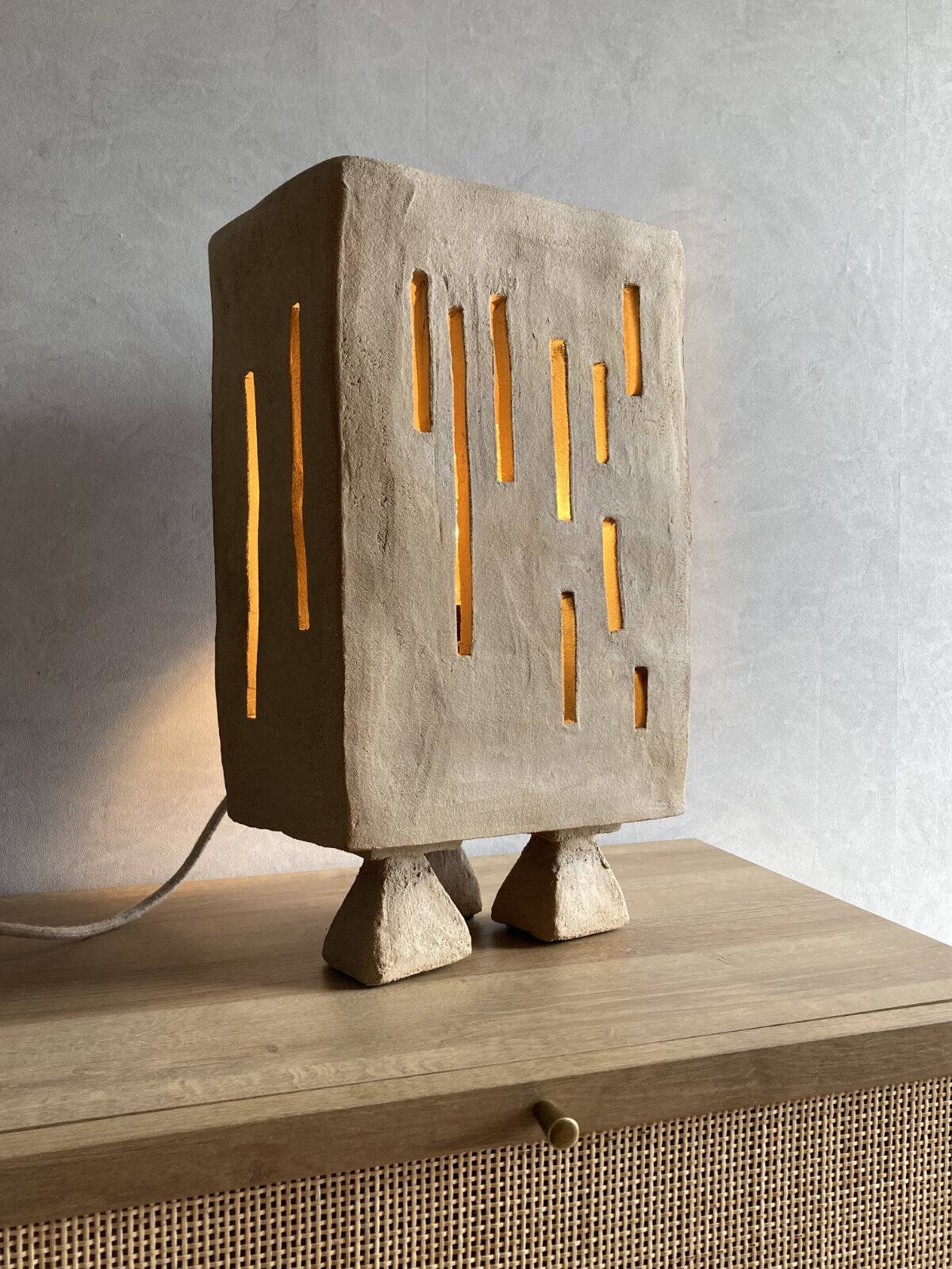 ARTEFACT - sandstone table lamp - by Léa Munsch