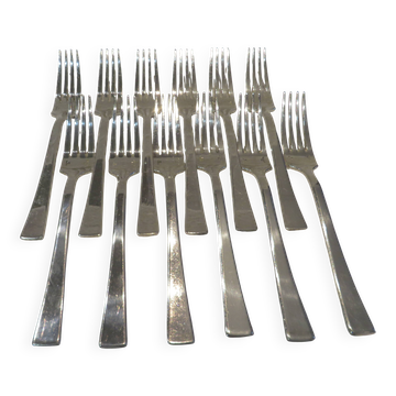12 Christofle Concorde silver plated dessert forks, 17cm