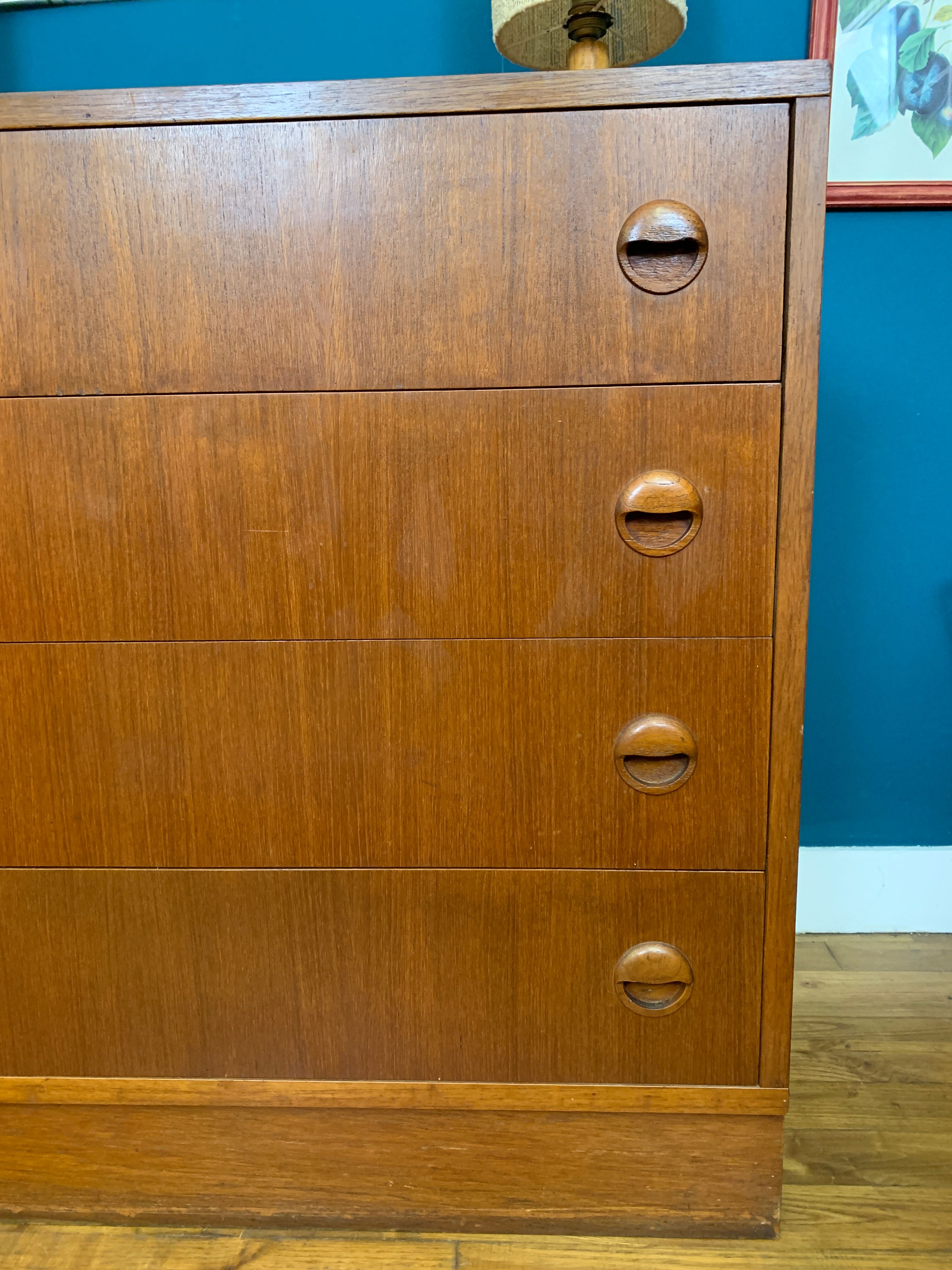 70's teak chest of drawers