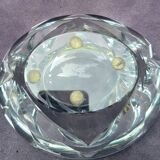 Empty pocket in Ile de France crystal
