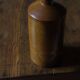 Bouteille à liqueur bec verseur grès vintage Bourne Deney
