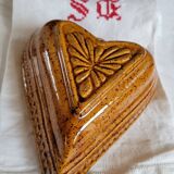 Cake mold
