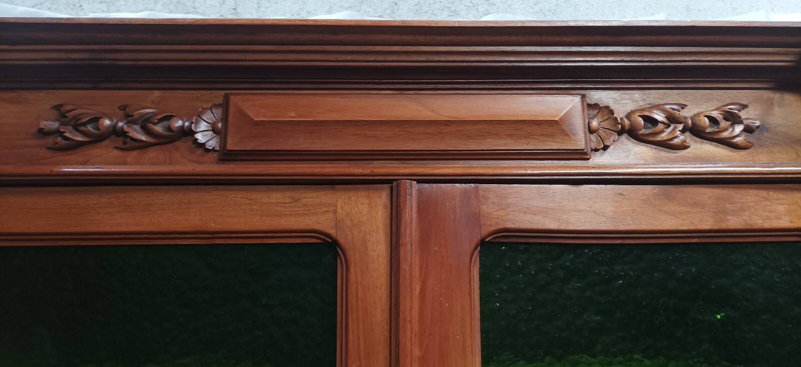Bibliothèque Louis XVI en noyer 19ème