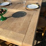 Farm table