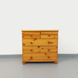 Vintage pine chest of drawers from the 70s