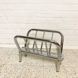 New age style newspaper holder