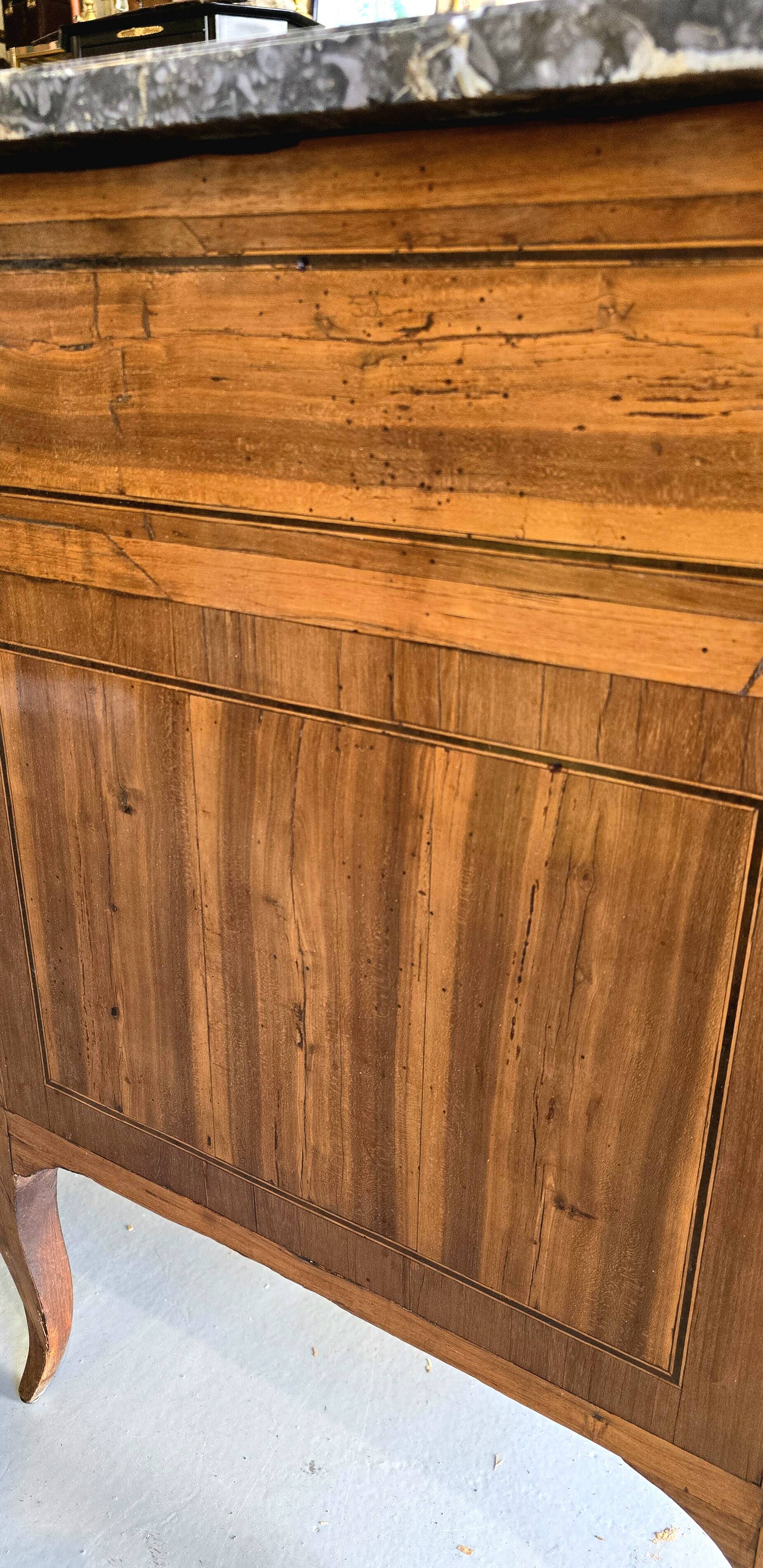 Commode d’époque Transition, milieu du XVIIIᵉ siècle