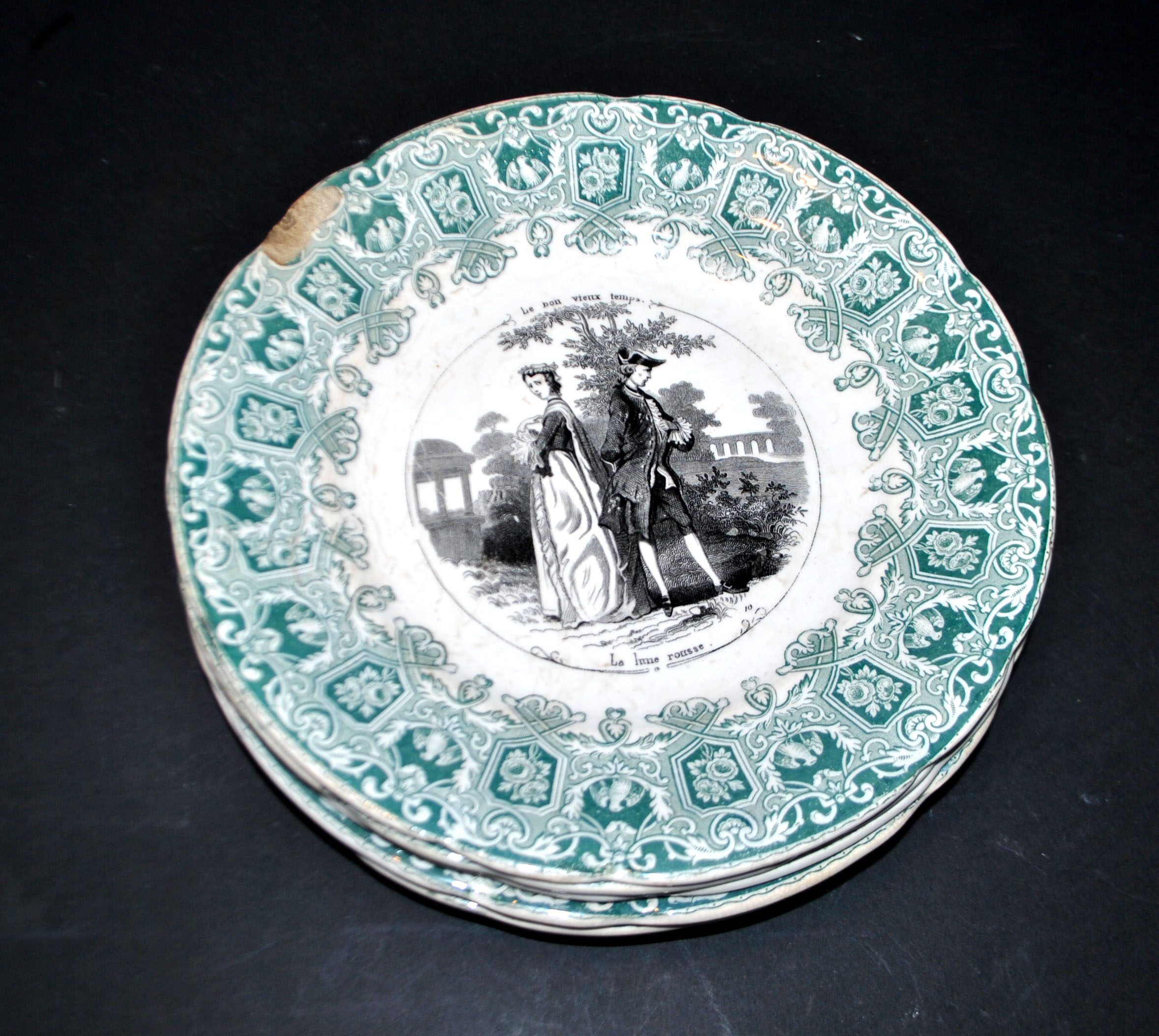 Sarreguemines set of 5 talking plates from the Bon Vieux Temps series, opaque earthenware.