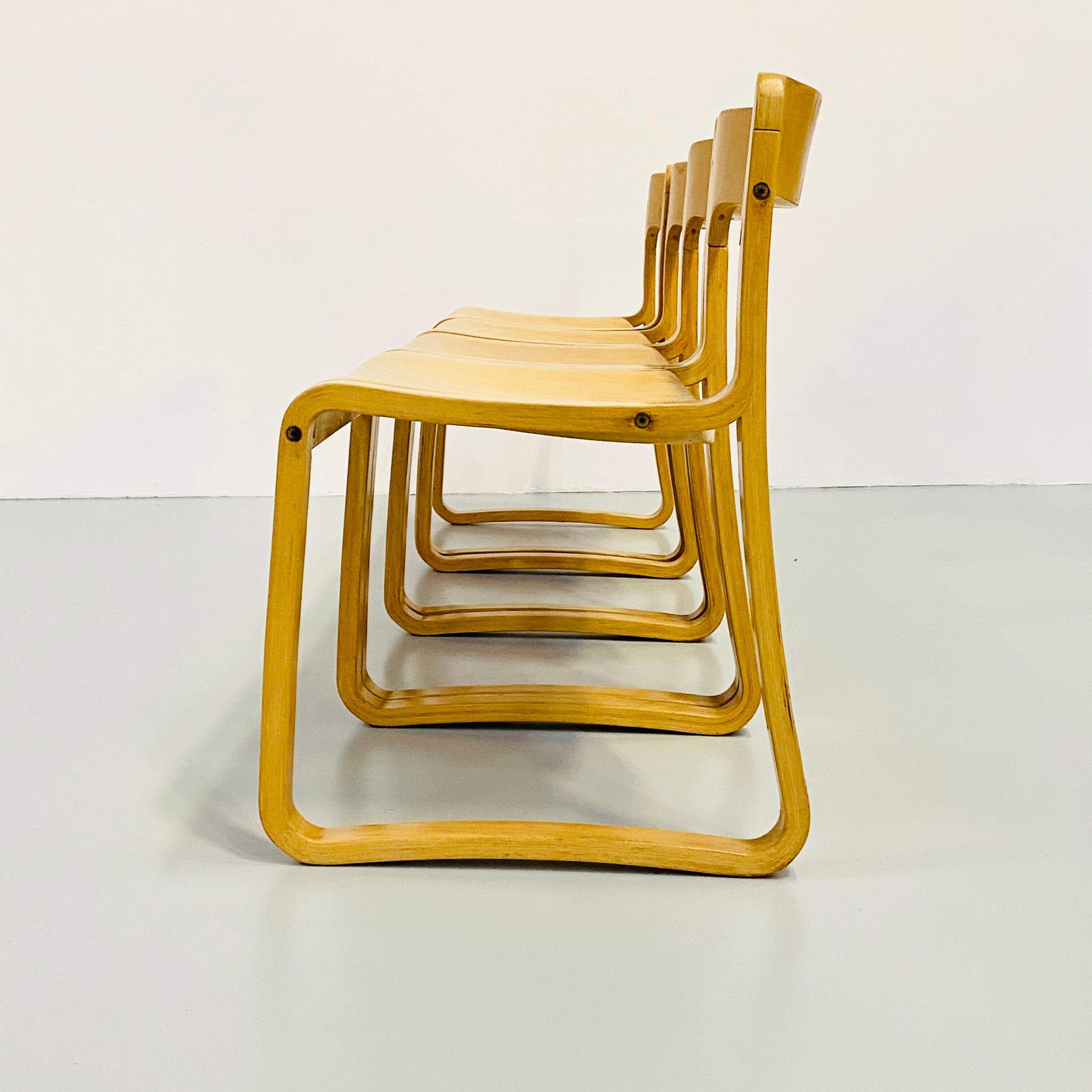 Lot de 4 chaises traîneau italiennes d'époque en hêtre contreplaqué moulé