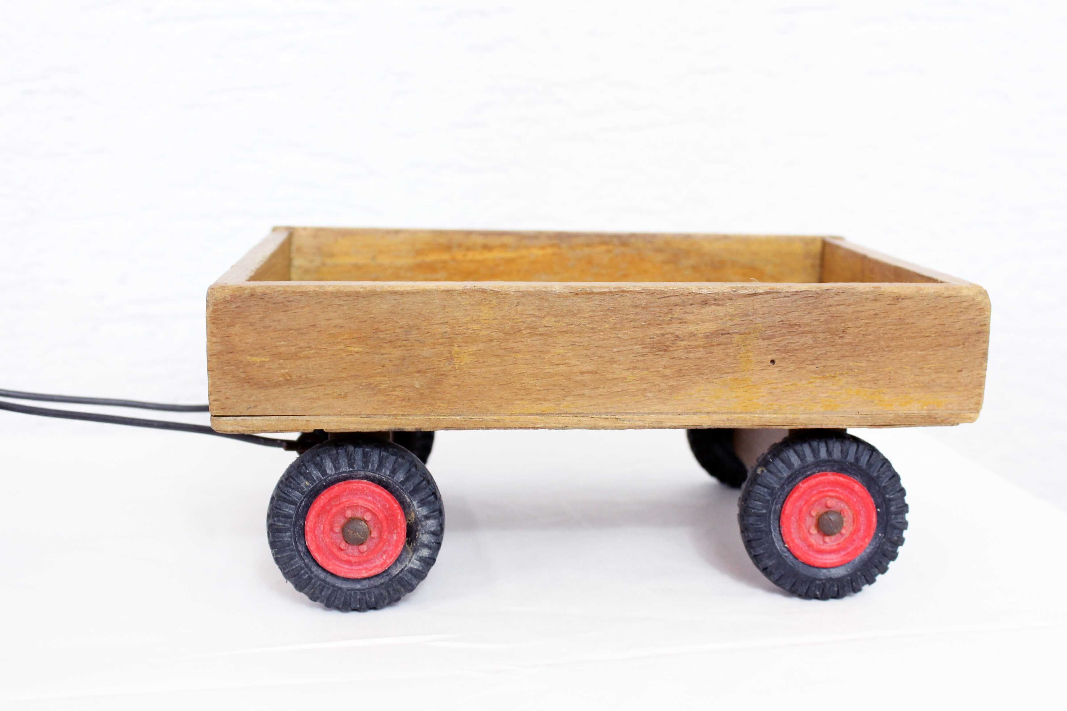 Authentic wooden toy label "Spielgut", Tractor and trailer