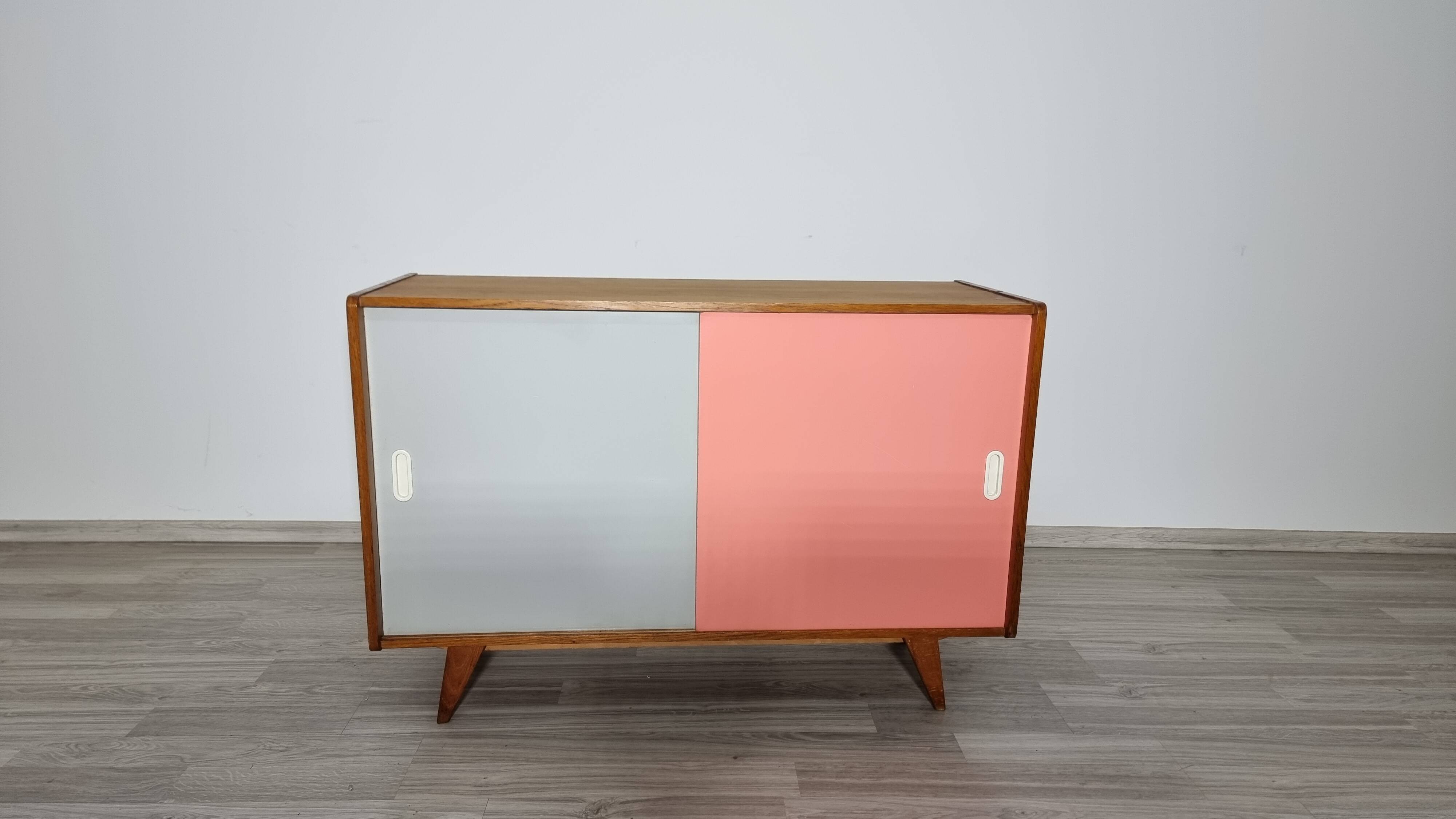 Enfilade par Jiri Jiroutek pour Interier Praha, 1960