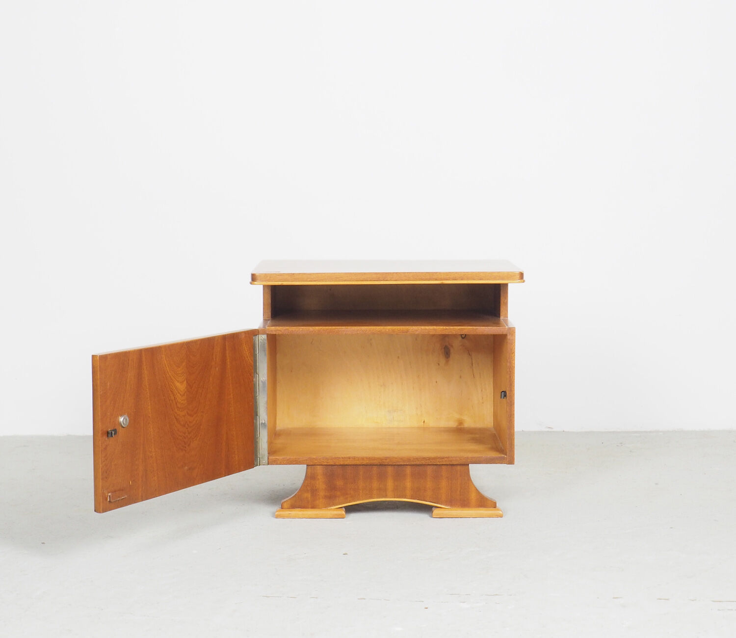 Set of 2 vintage Dutch bedside tables, 1950's