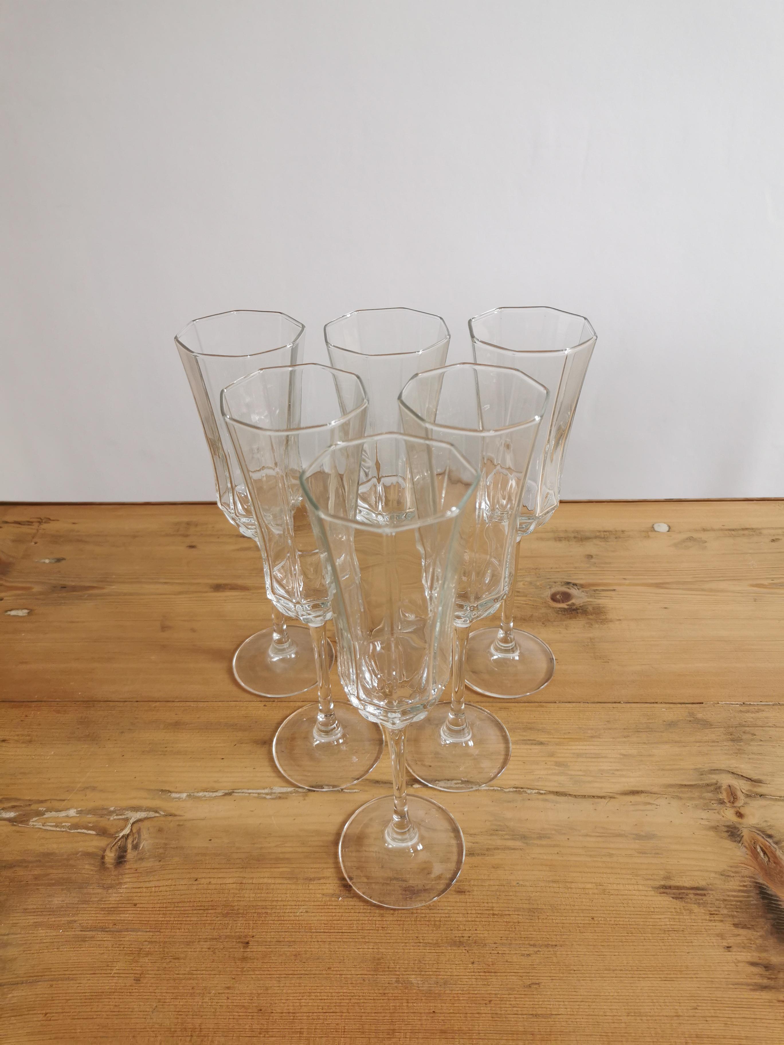 Service of 6 vintage luminarc champagne flutes