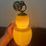 Arlus wall light with opaline