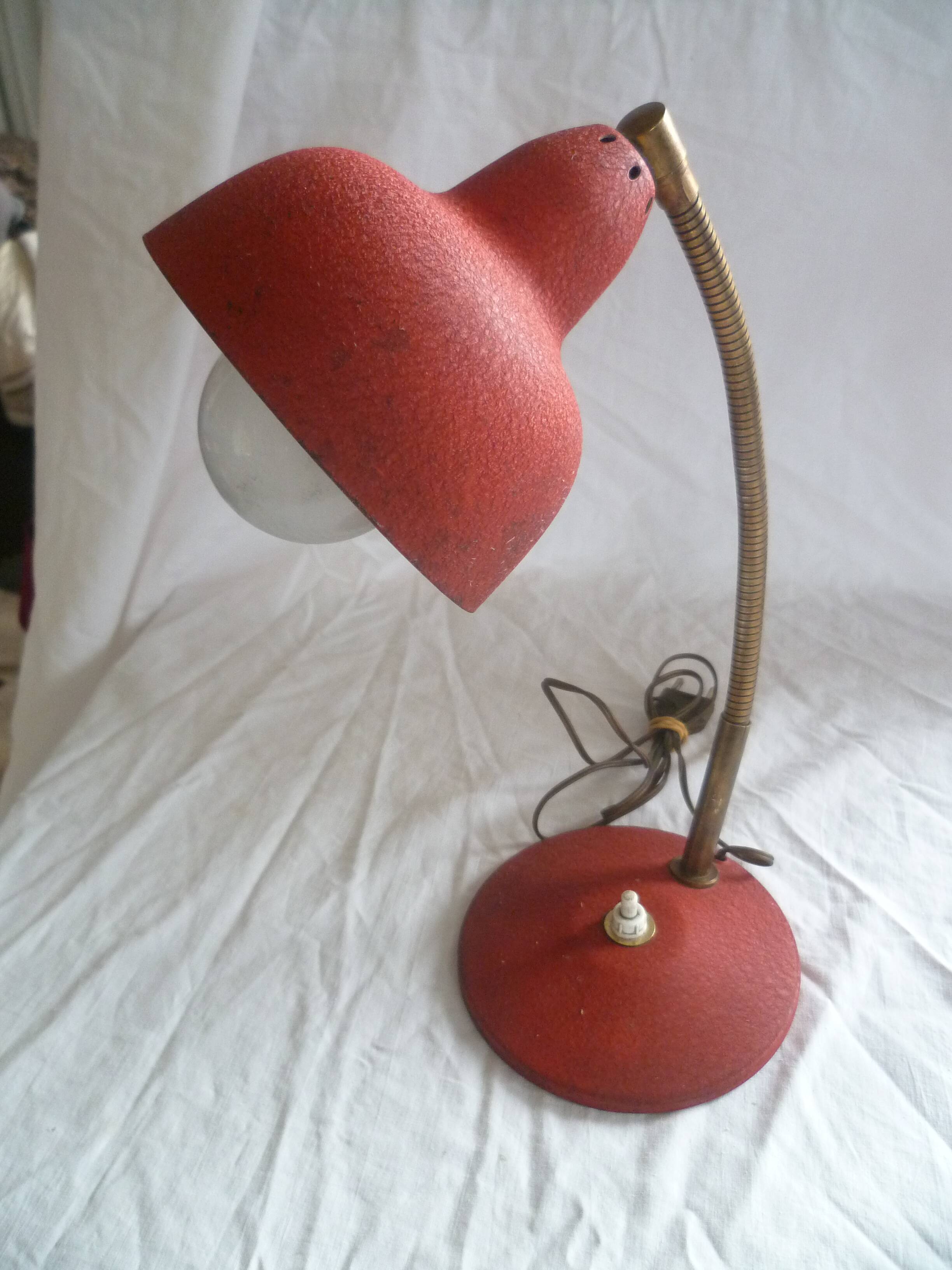 50's red granite paint desk lamp from the brand: aluminor nice