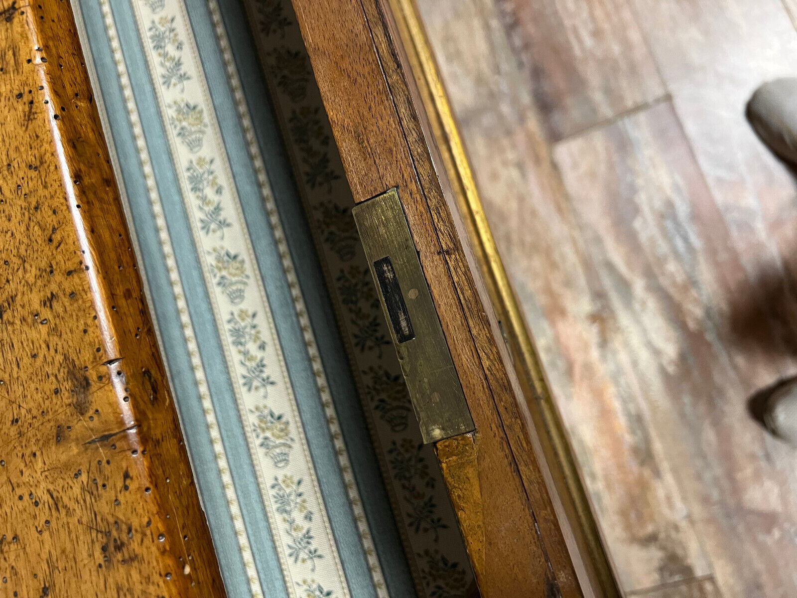 Louis XVI period chest of drawers in walnut and gilded brass nets circa 1780