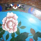 Enamel plate partitioned blue and bird decorations