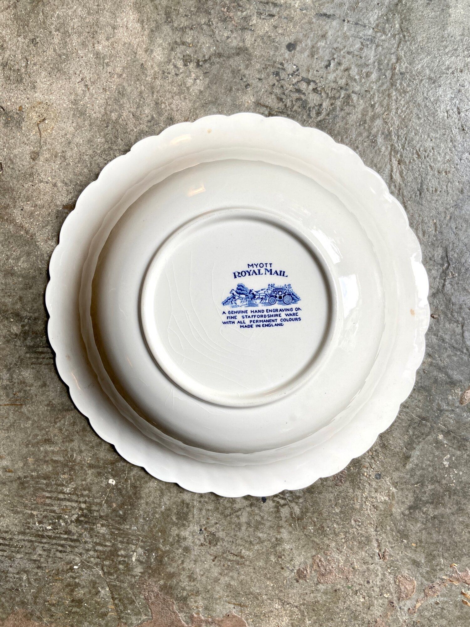 English earthenware bowl MYOTT Royal Mail white and blue