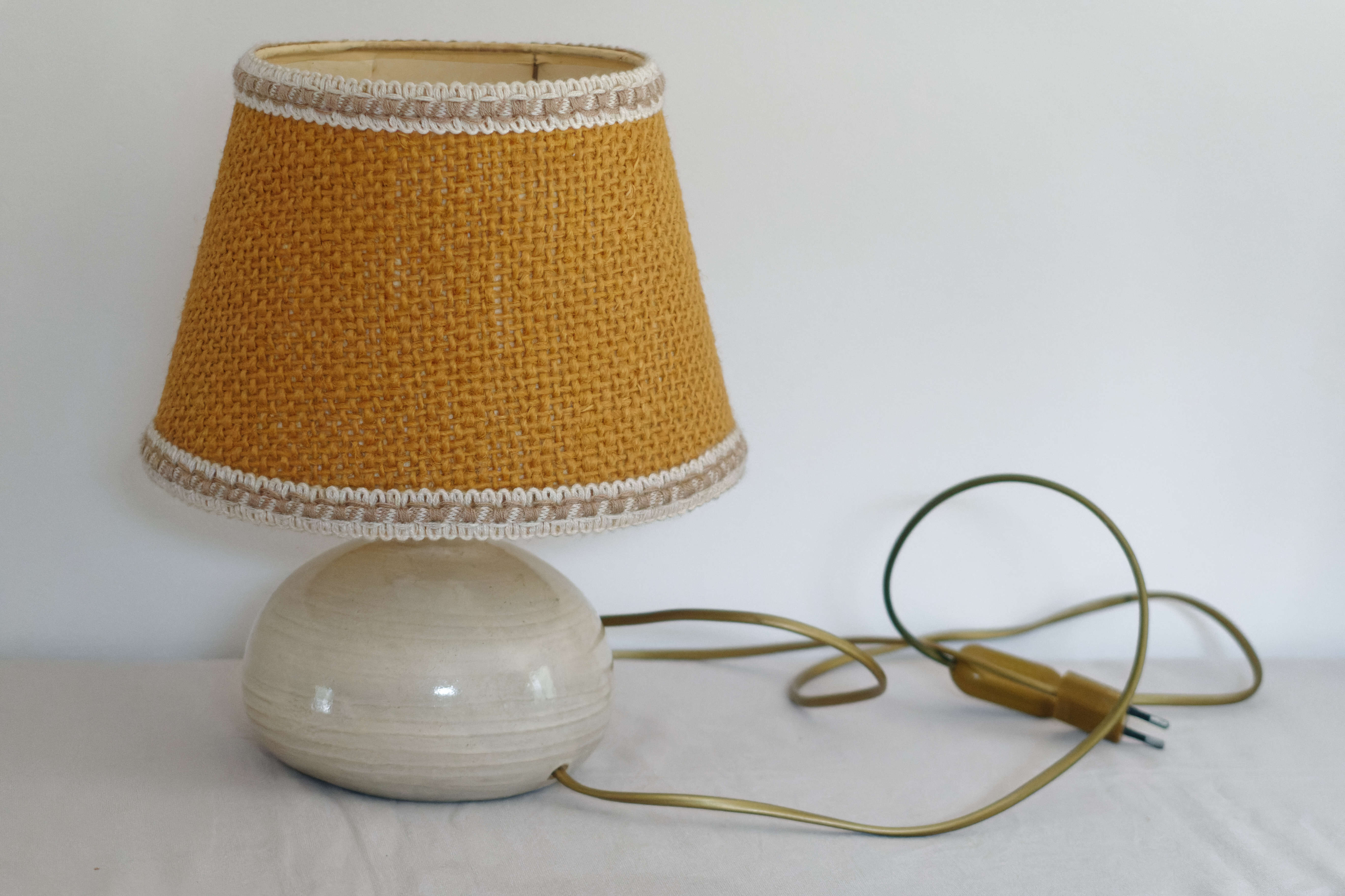 Ceramic table lamp and burlap