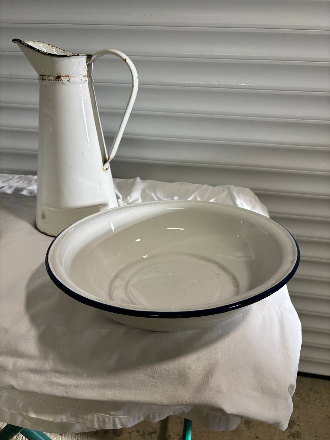 Pitcher bowl and enameled bucket