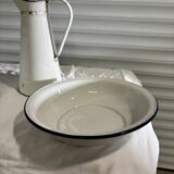 Pitcher bowl and enameled bucket