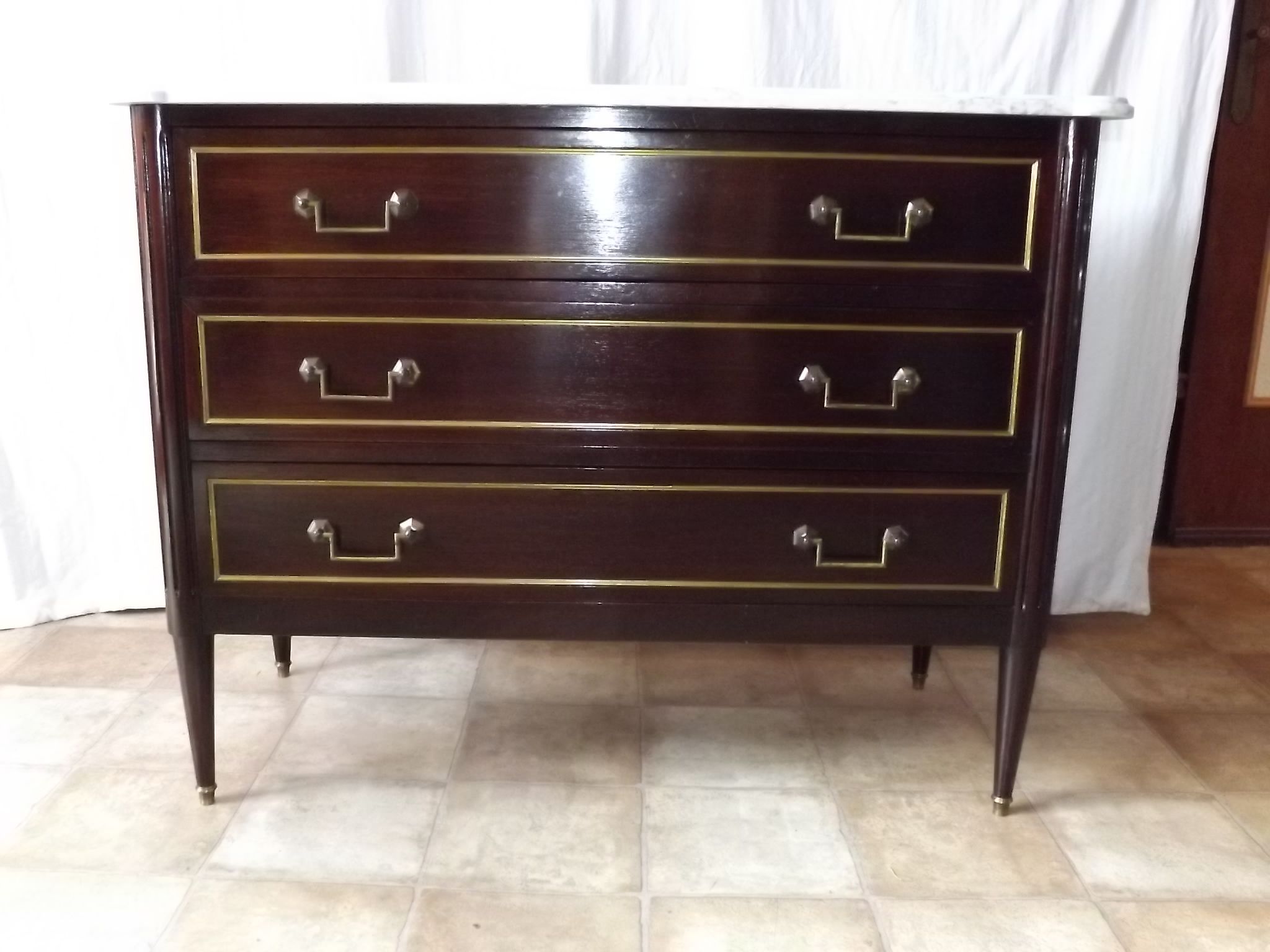 Chest of drawers mahogany Louis XVI 1970
