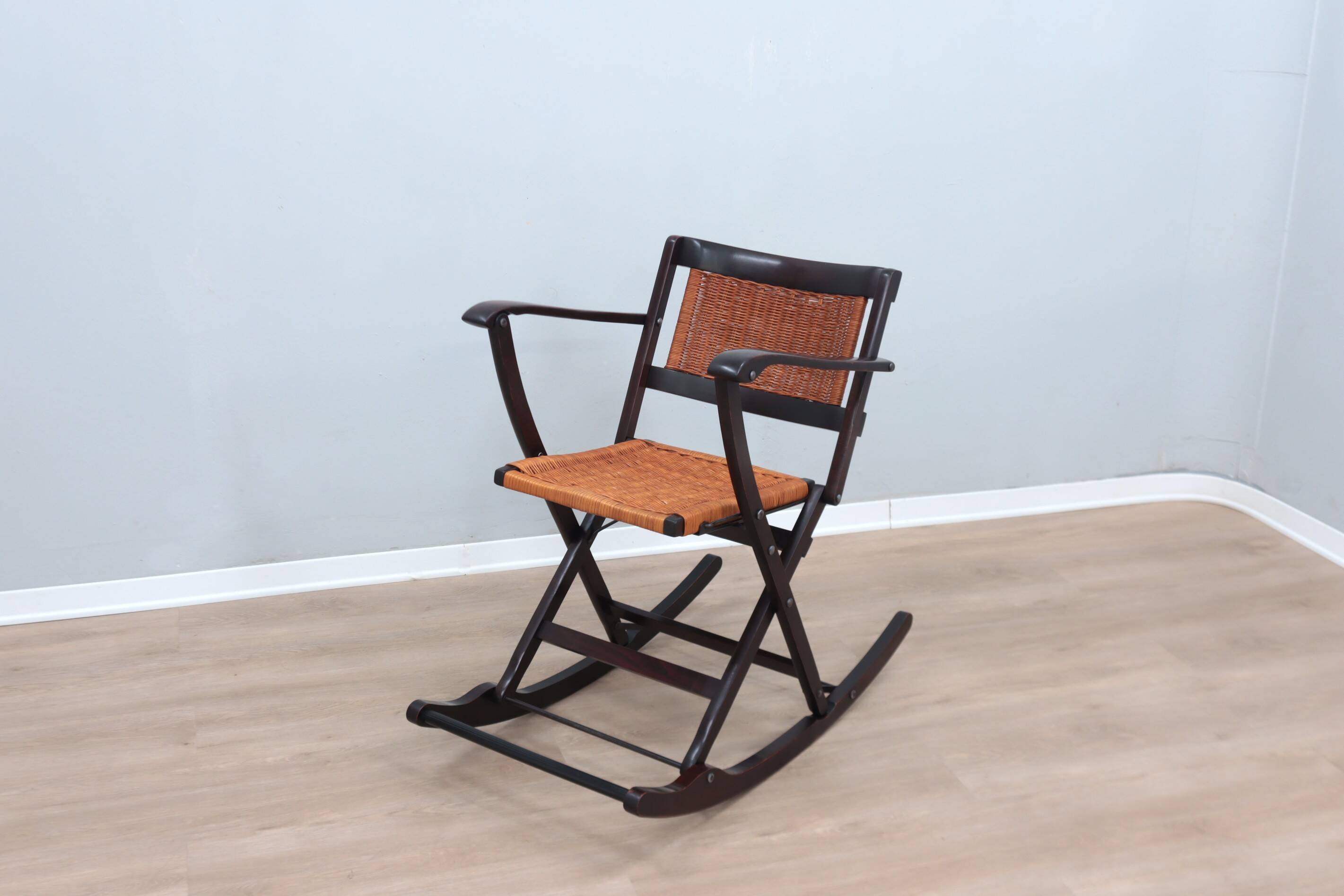 Mid century folding rocking chairs F.lli Reguitti 1950s