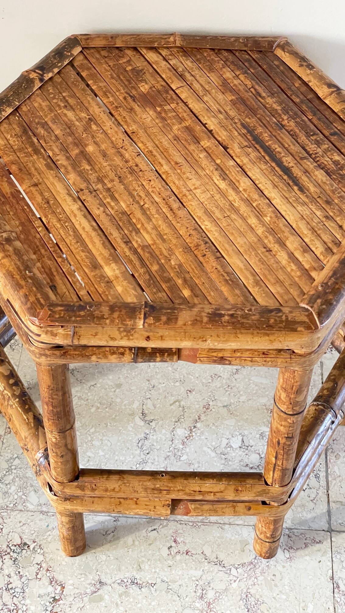 Table basse en bambou vintage