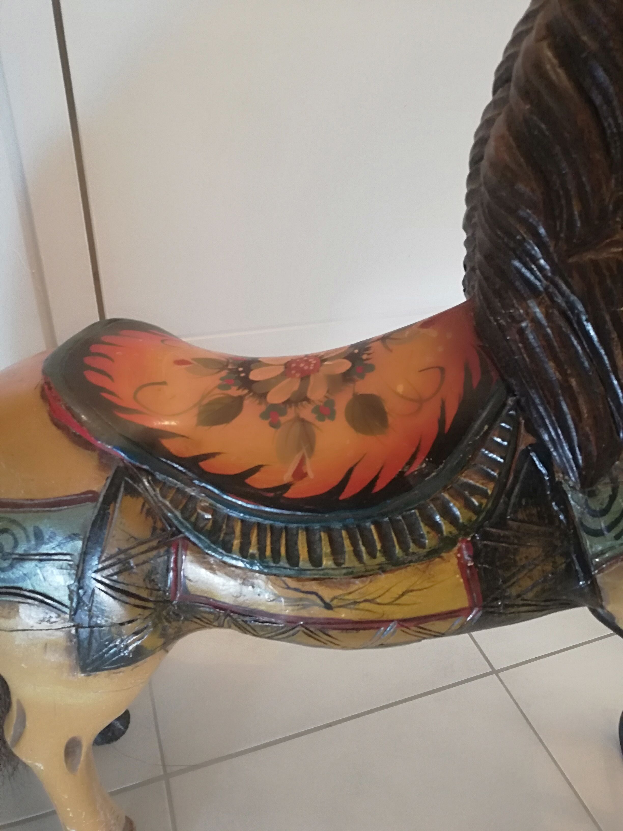 Cheval cabré de manège ou de carrousel forain en bois